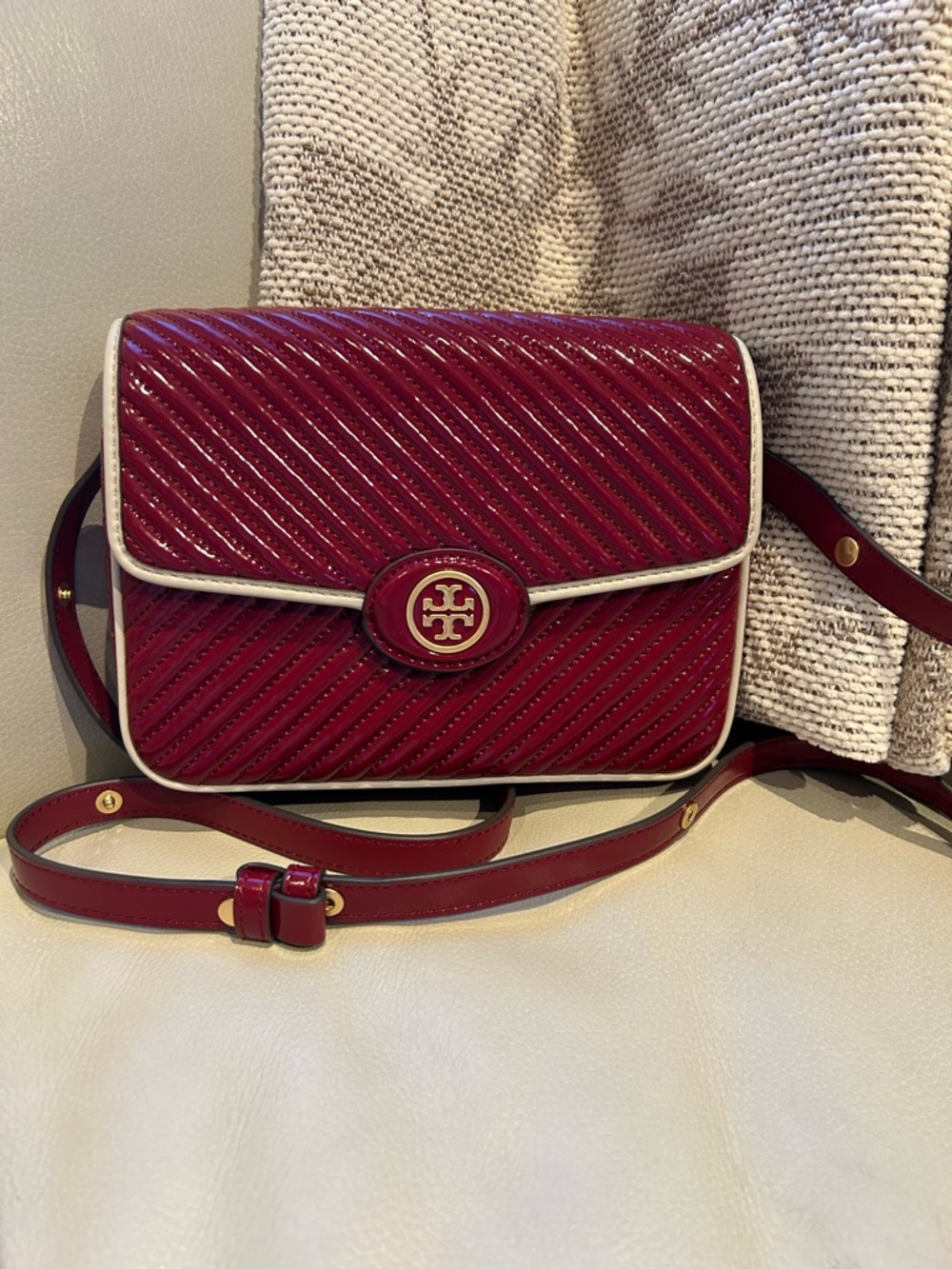 Tory Burch Robinson Patent Quilted Convertible Shoulder Bag Red